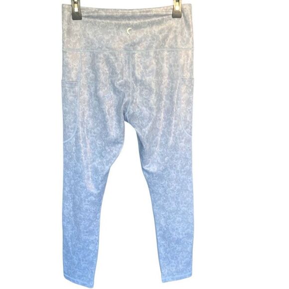 548. Zyia high rise silver metallic pocket leggings 7/8 size 8-10 - Picture 3 of 5